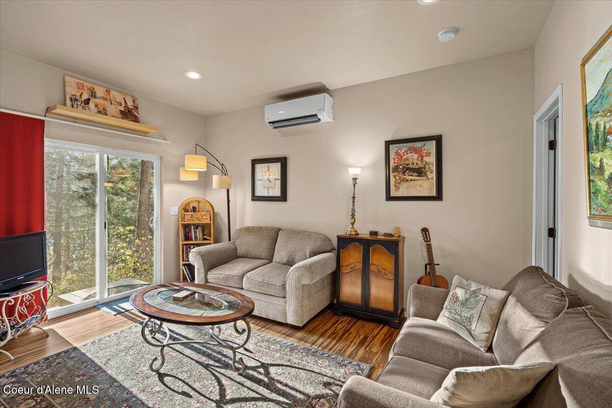 5822 West Boathaven Ln, Rathdrum, ID 83858