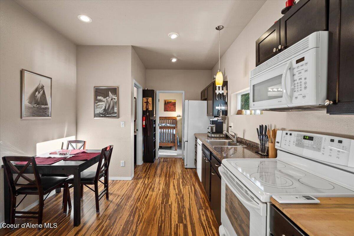 5822 West Boathaven Ln, Rathdrum, ID 83858