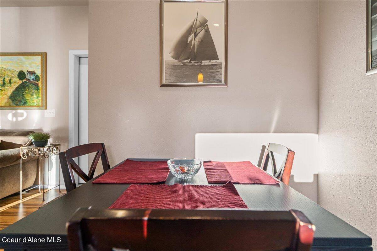 5822 West Boathaven Ln, Rathdrum, ID 83858