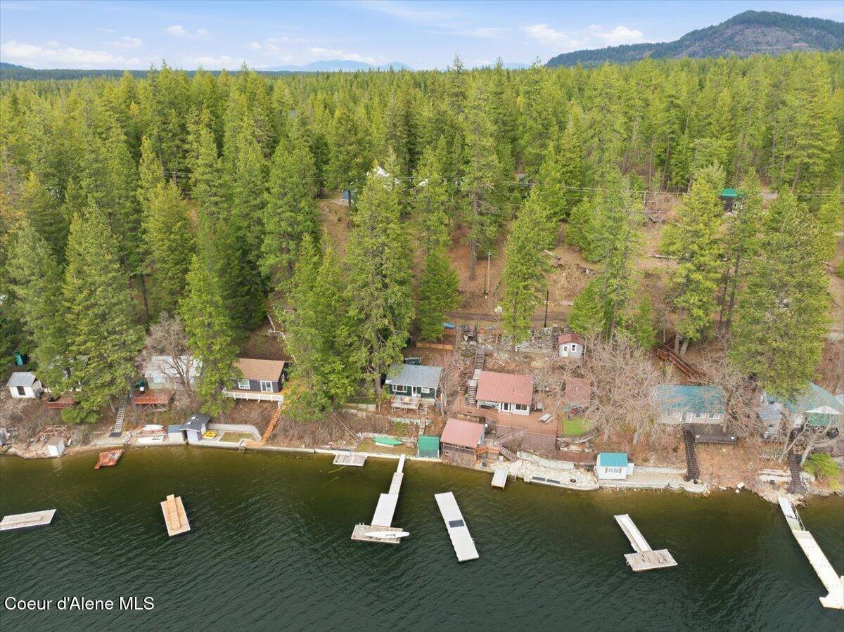 5822 West Boathaven Ln, Rathdrum, ID 83858