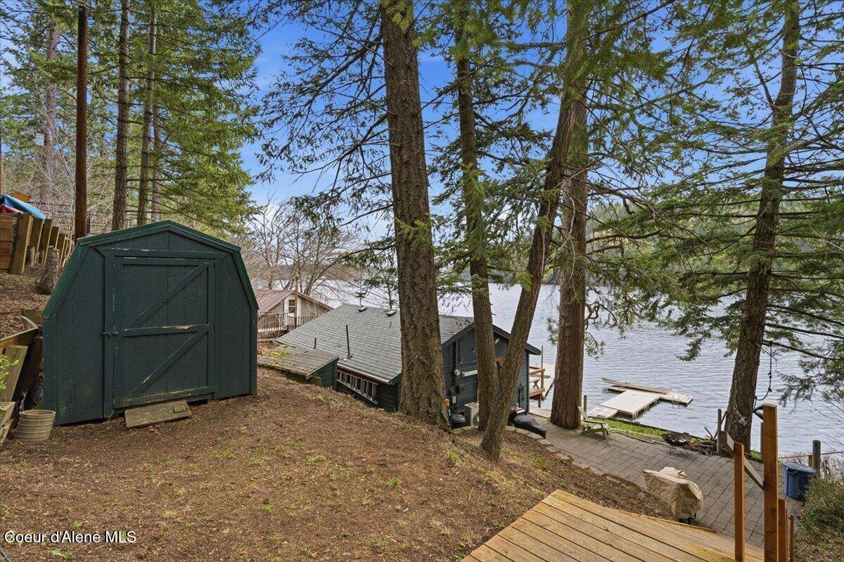 5822 West Boathaven Ln, Rathdrum, ID 83858