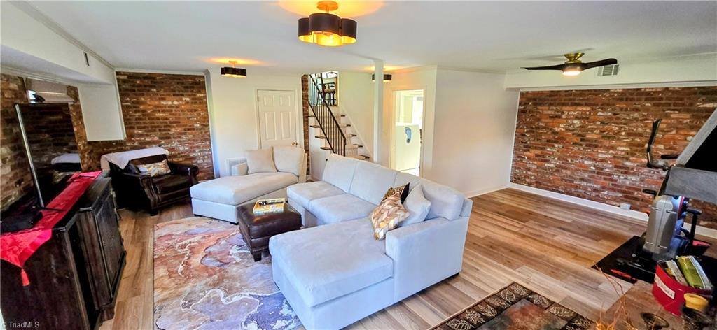 105 Mendenhall Road, Jamestown, NC 27282