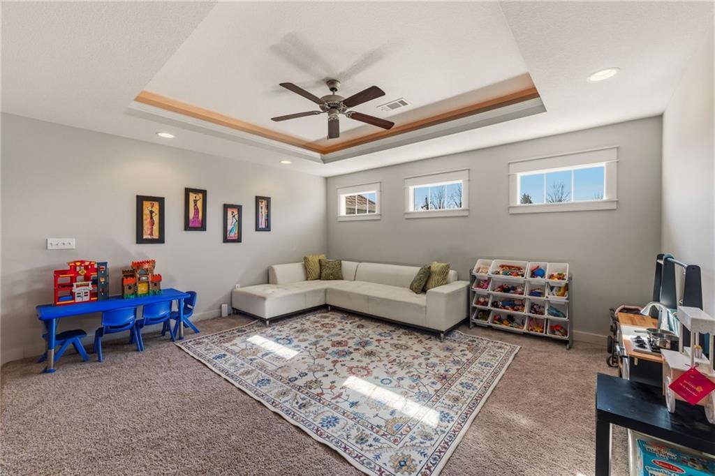 7026 Belmont Drive, Shawnee, KS 66226