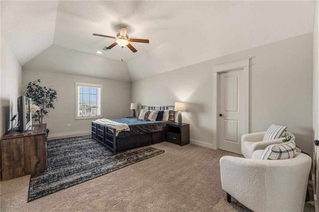 7026 Belmont Drive, Shawnee, KS 66226