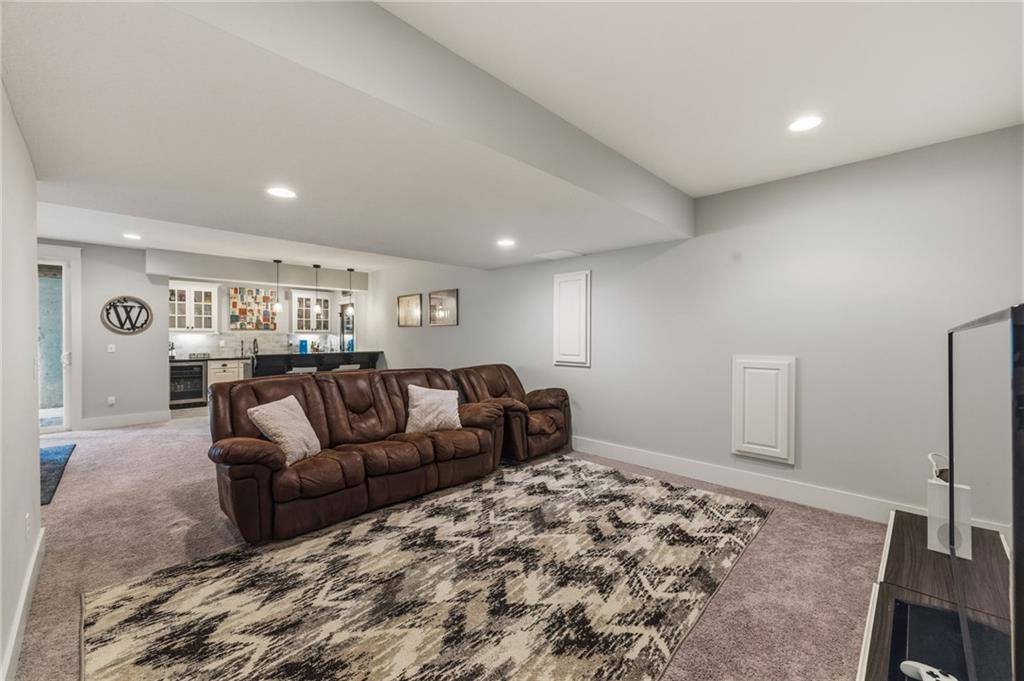 7026 Belmont Drive, Shawnee, KS 66226