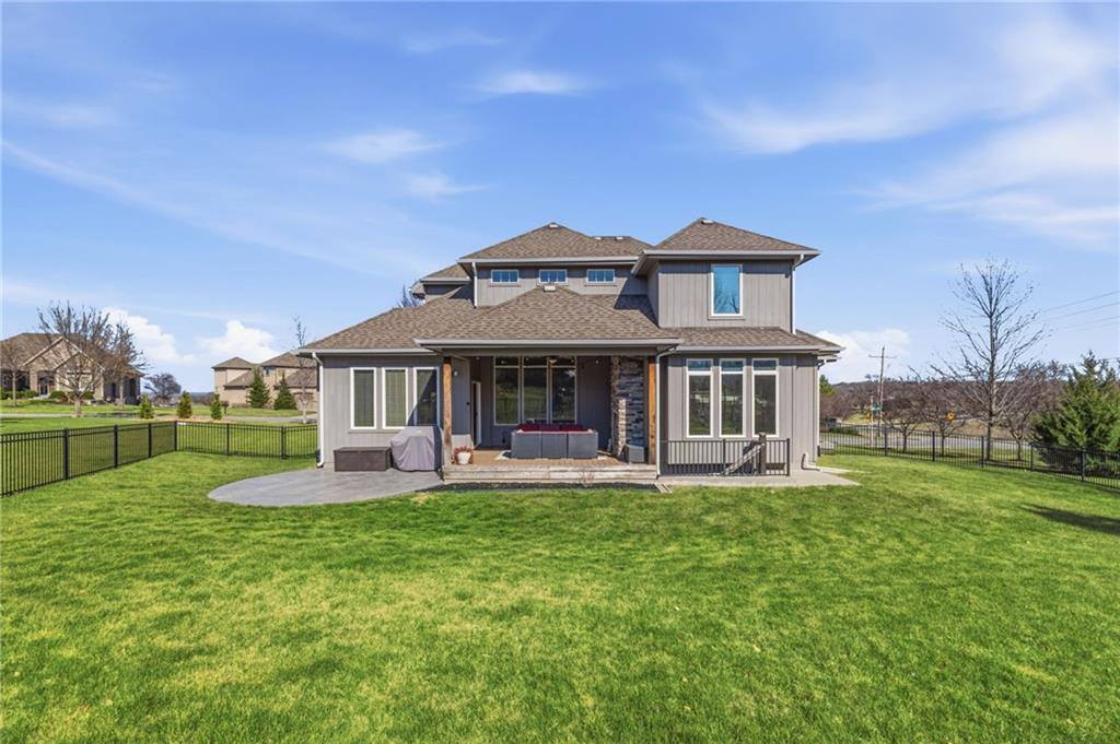 7026 Belmont Drive, Shawnee, KS 66226