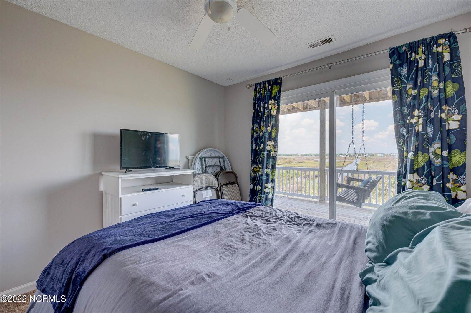 316 Bay Circle, North Topsail Beach, NC 28460