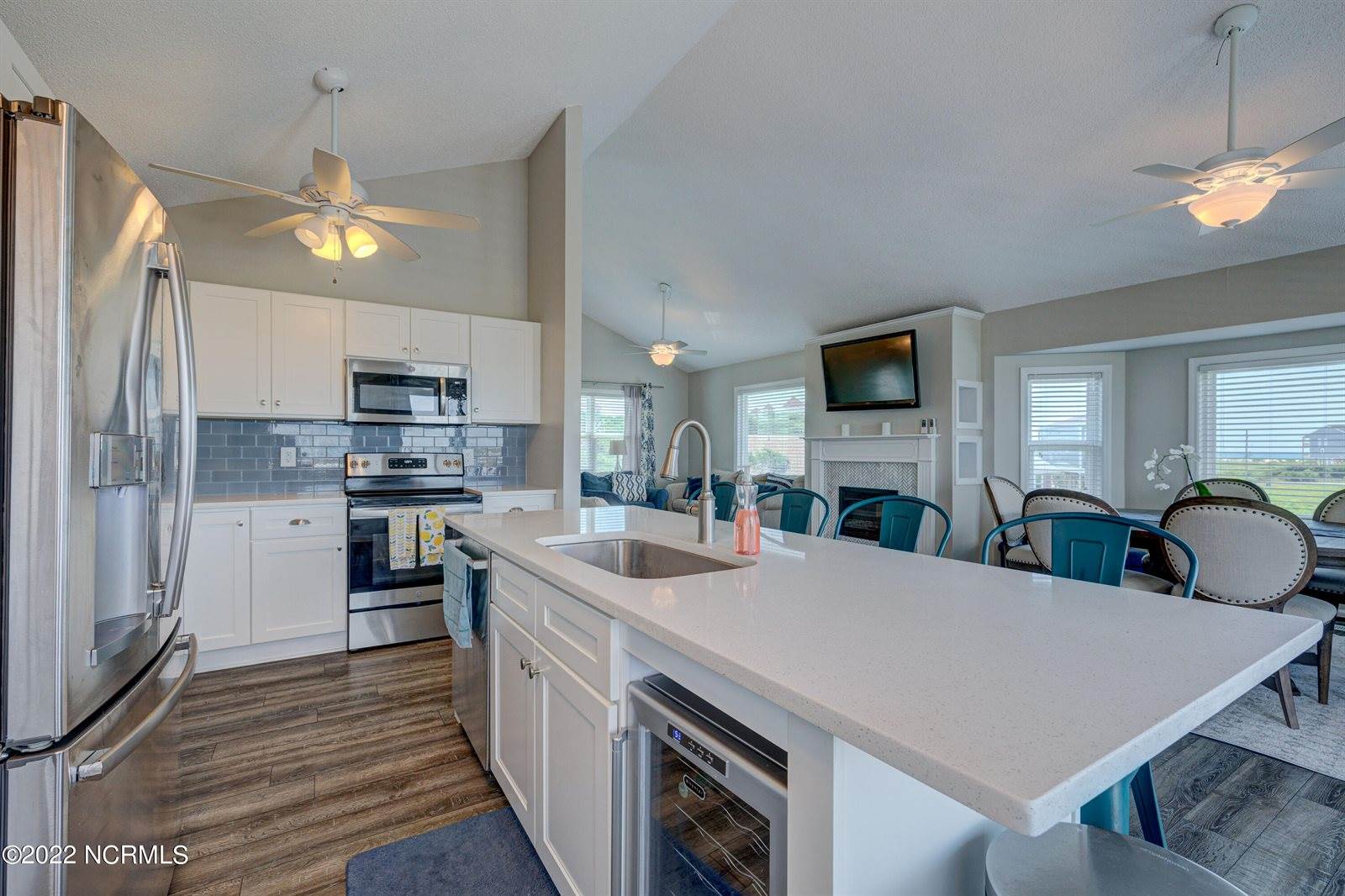 316 Bay Circle, North Topsail Beach, NC 28460