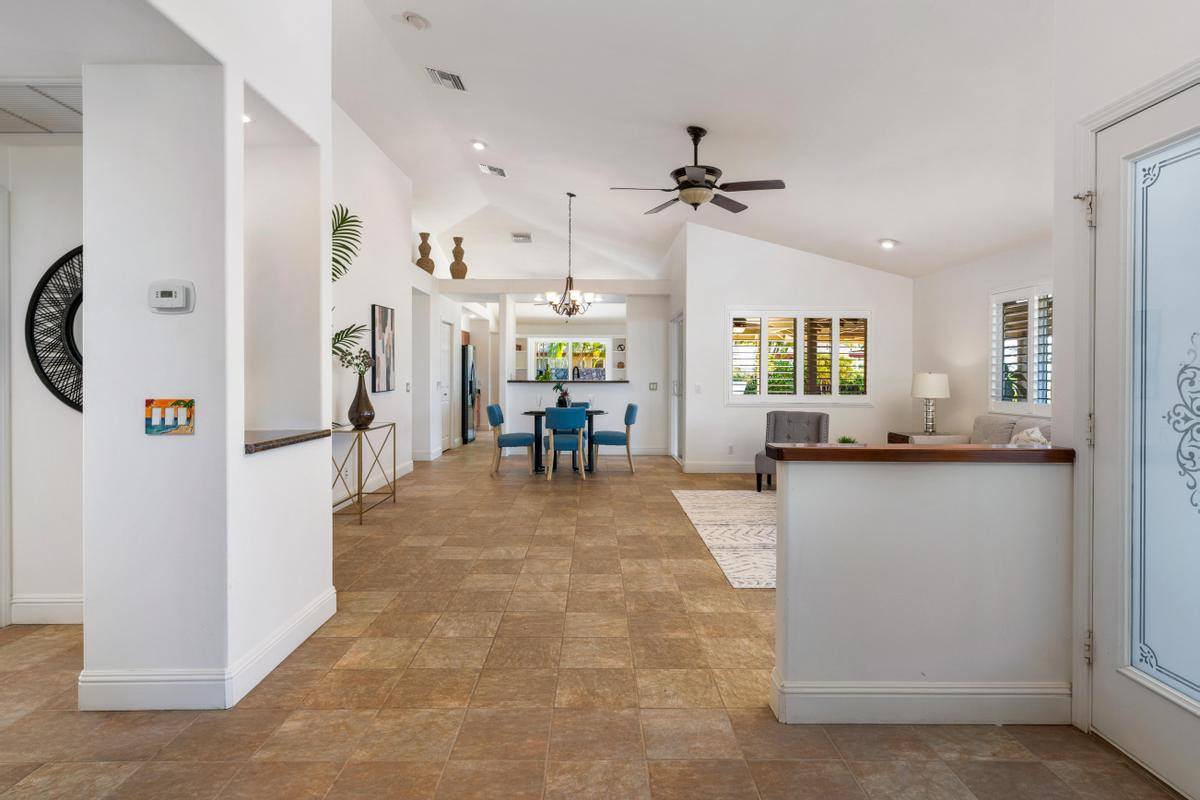 77-248 Maliko St, Kailua Kona, HI 96740