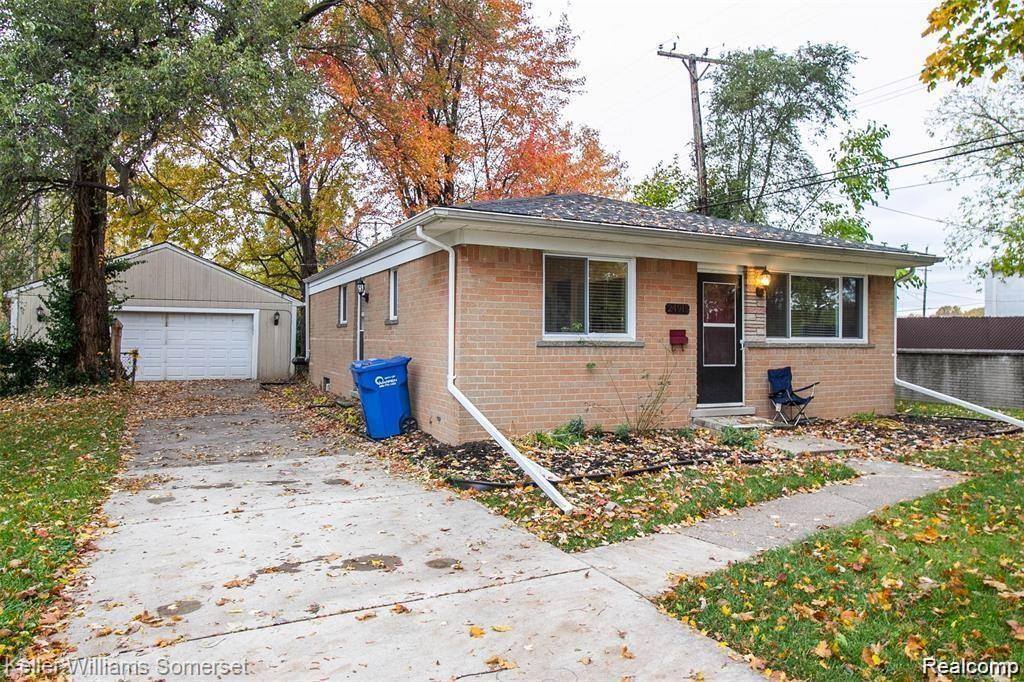 24915 Tallman Avenue, WarrenCity_Macomb, MI 48089