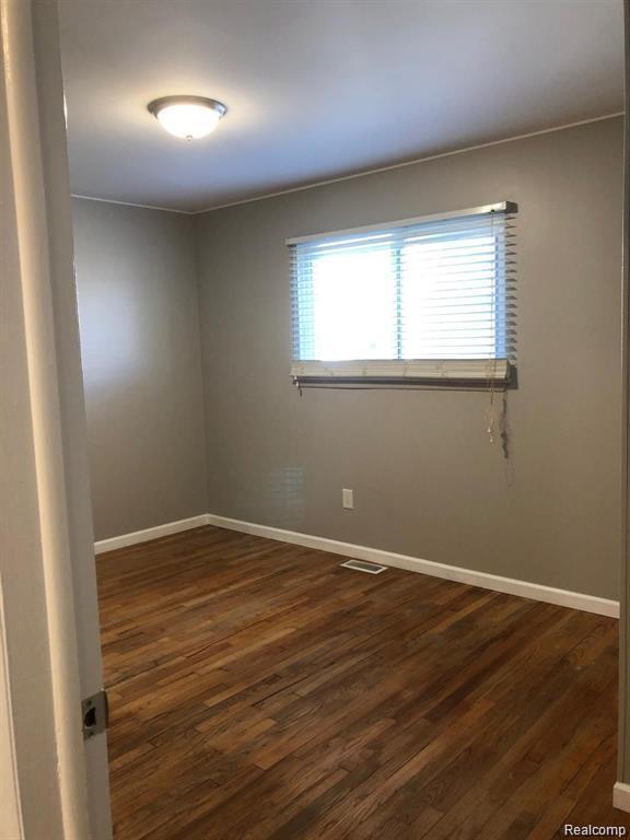 24915 Tallman Avenue, WarrenCity_Macomb, MI 48089