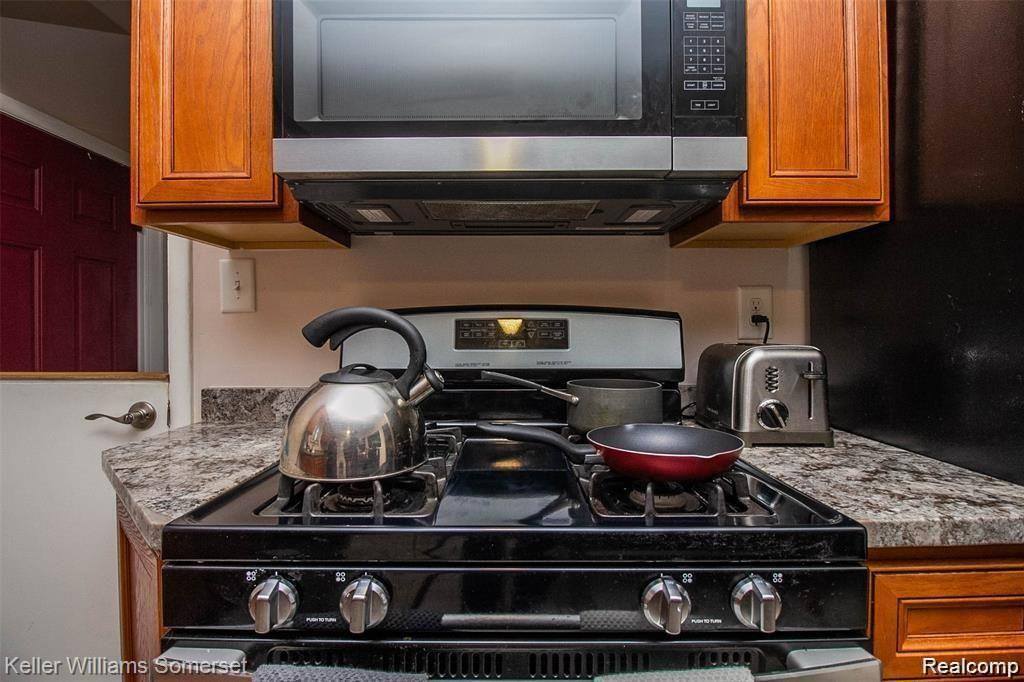 24915 Tallman Avenue, WarrenCity_Macomb, MI 48089
