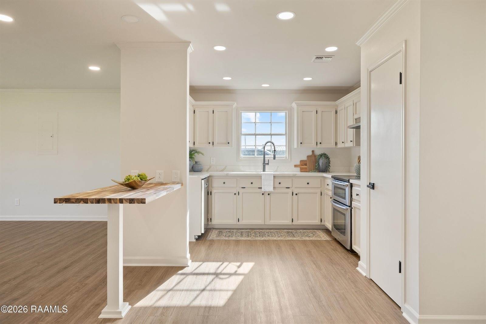 6090 Standard Mill Road, Rayne, LA 70578