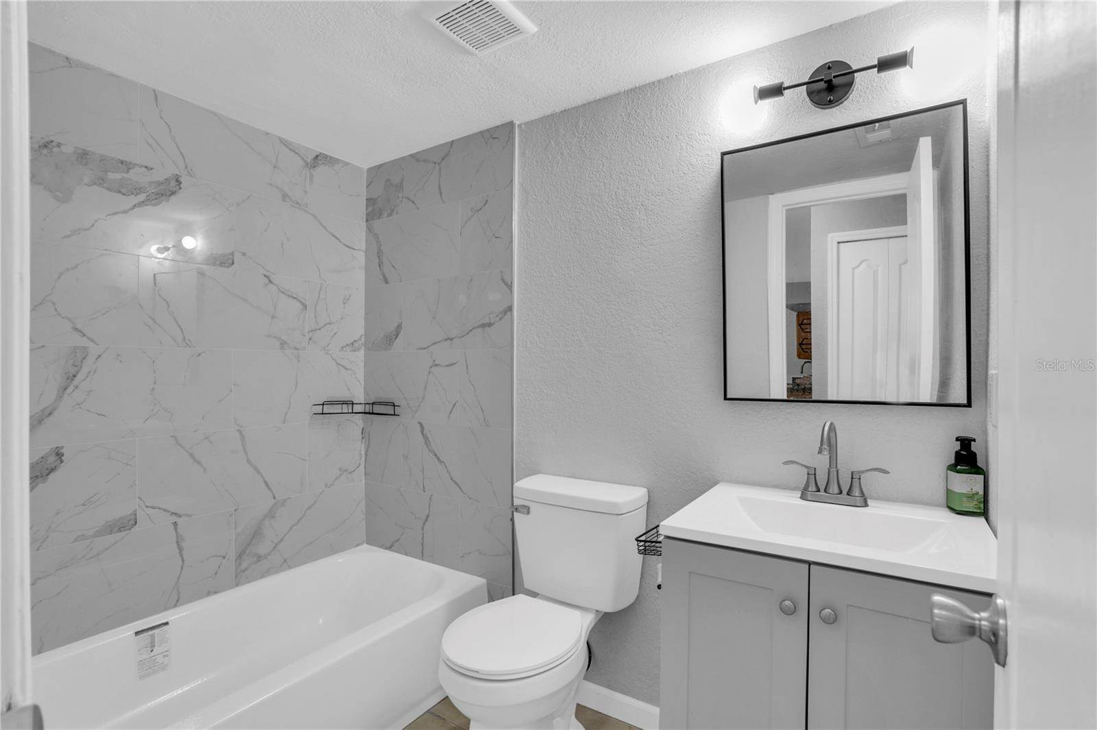 209 Red Cedar Place, #209, Brandon, FL 33510