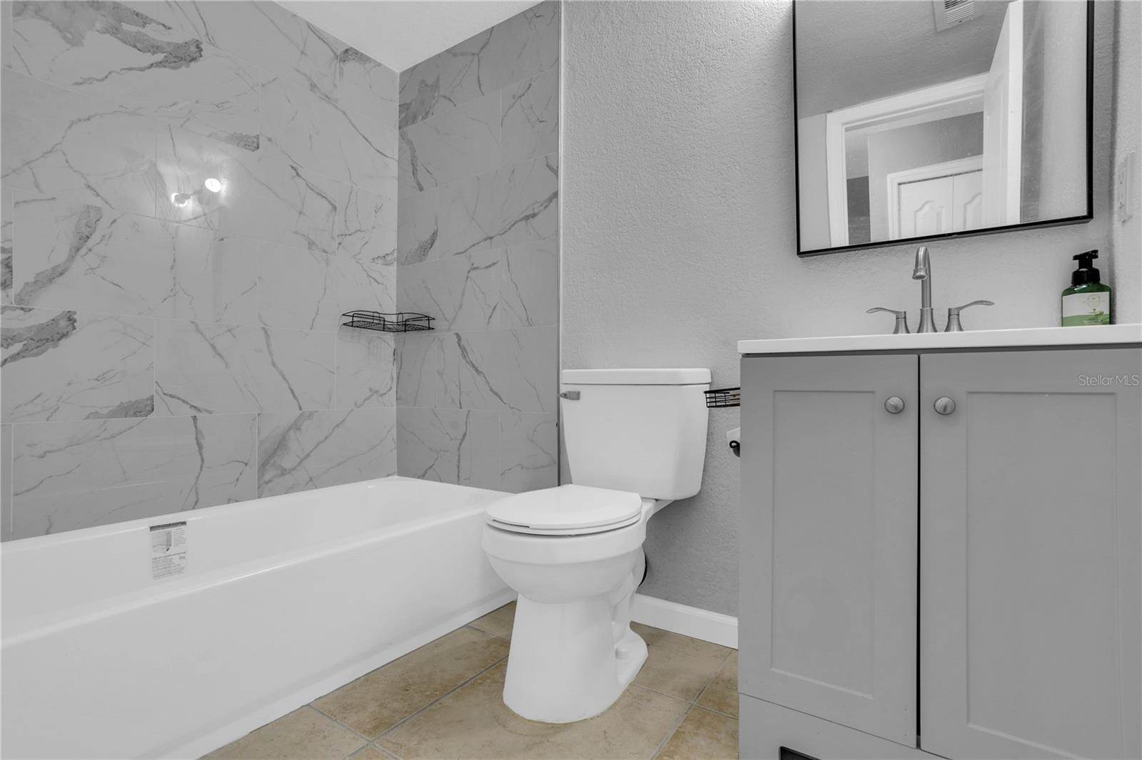 209 Red Cedar Place, #209, Brandon, FL 33510