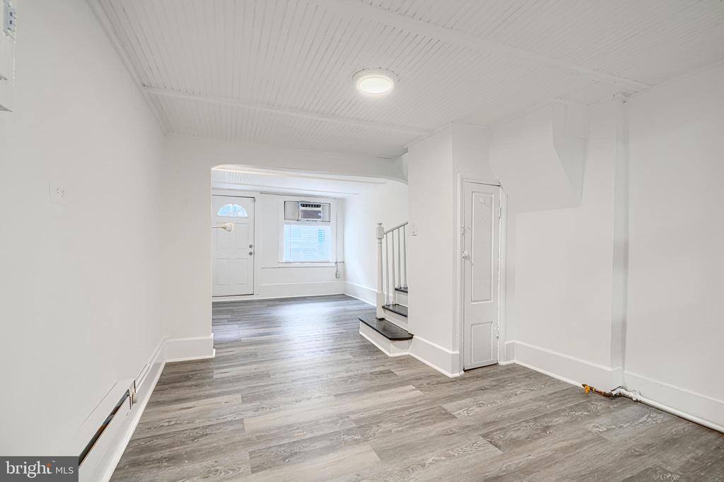 2015 Spark Court, Baltimore, MD 21231