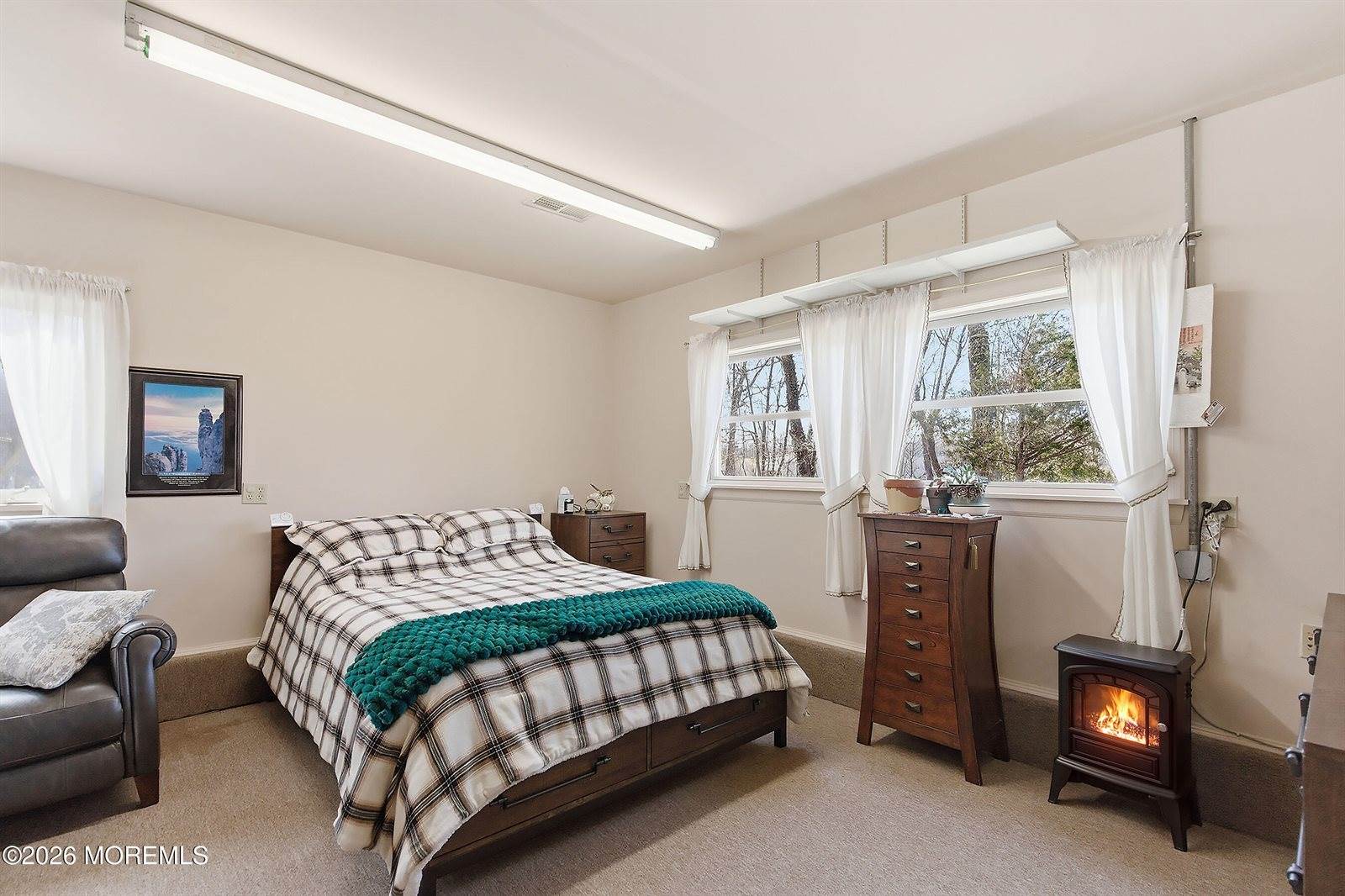 7 Marl Road, Farmingdale, NJ 07727