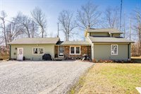 7 Marl Road, Farmingdale, NJ 07727