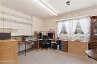 7 Marl Road, Farmingdale, NJ 07727