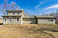 7 Marl Road, Farmingdale, NJ 07727