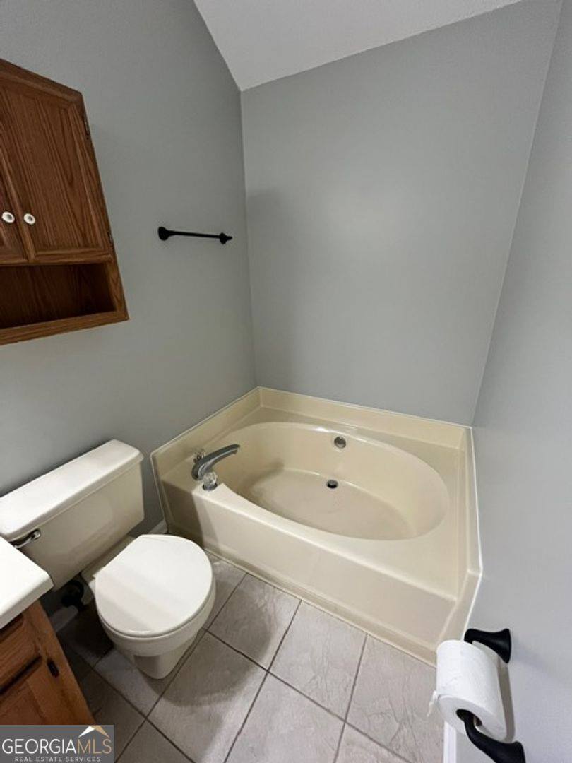 102 Crestview Church Road, Warner Robins, GA 31088