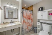 1905 Carter Creek Parkway, Bryan, TX 77802