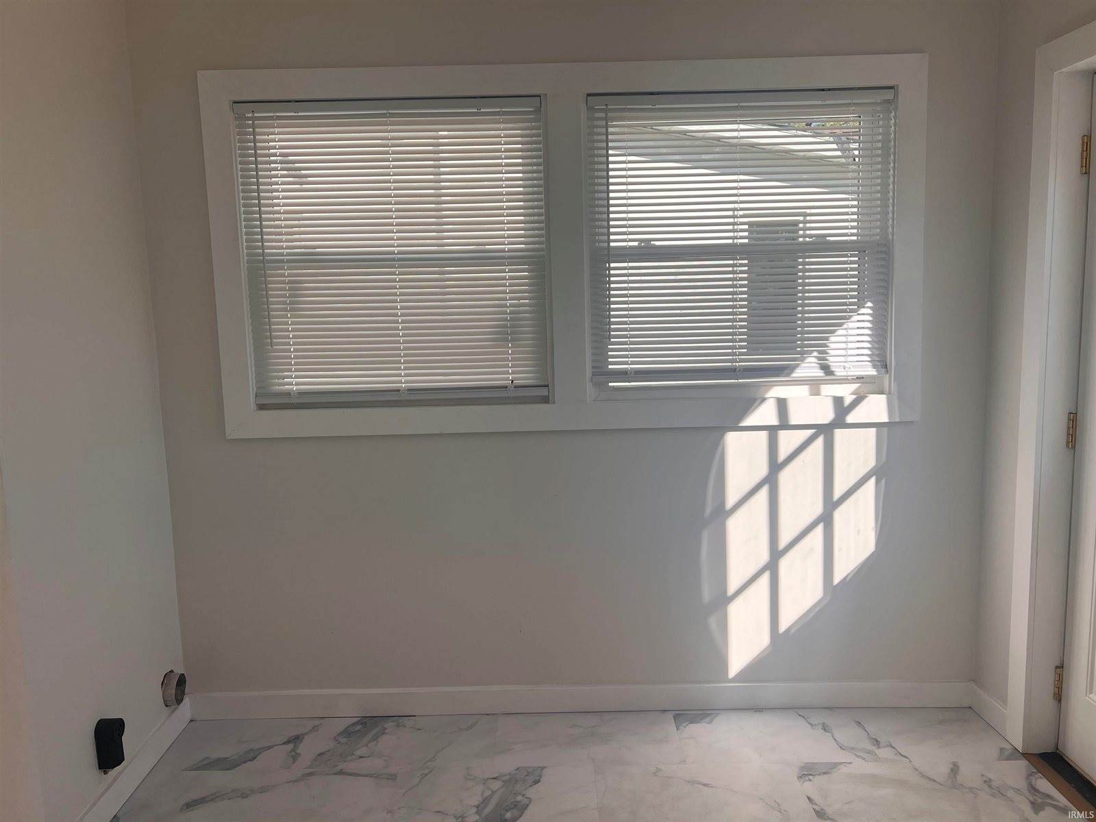 2004 S Walnut Street, Muncie, IN 47302