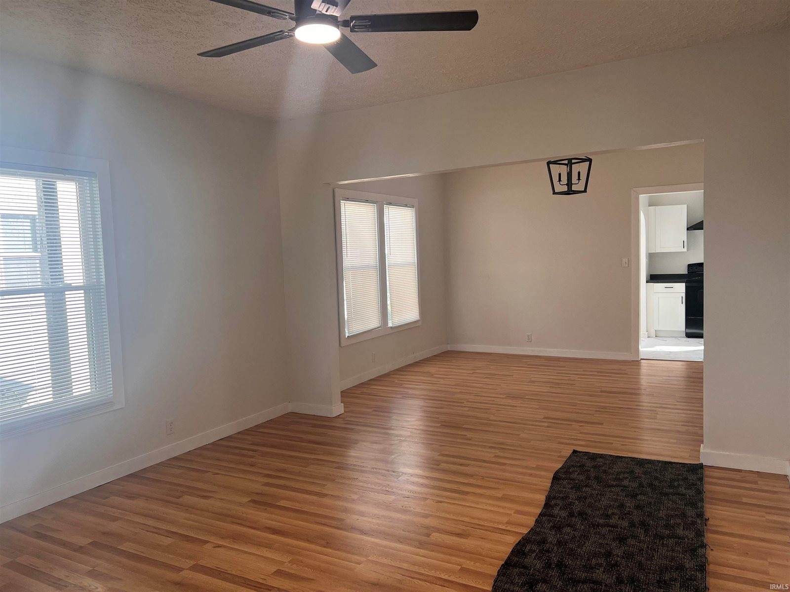 2004 S Walnut Street, Muncie, IN 47302