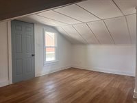 2004 S Walnut Street, Muncie, IN 47302