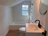 2004 S Walnut Street, Muncie, IN 47302