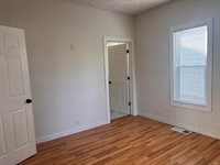 2004 S Walnut Street, Muncie, IN 47302