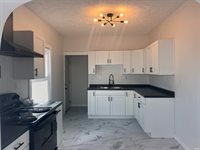 2004 S Walnut Street, Muncie, IN 47302