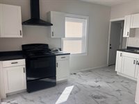 2004 S Walnut Street, Muncie, IN 47302