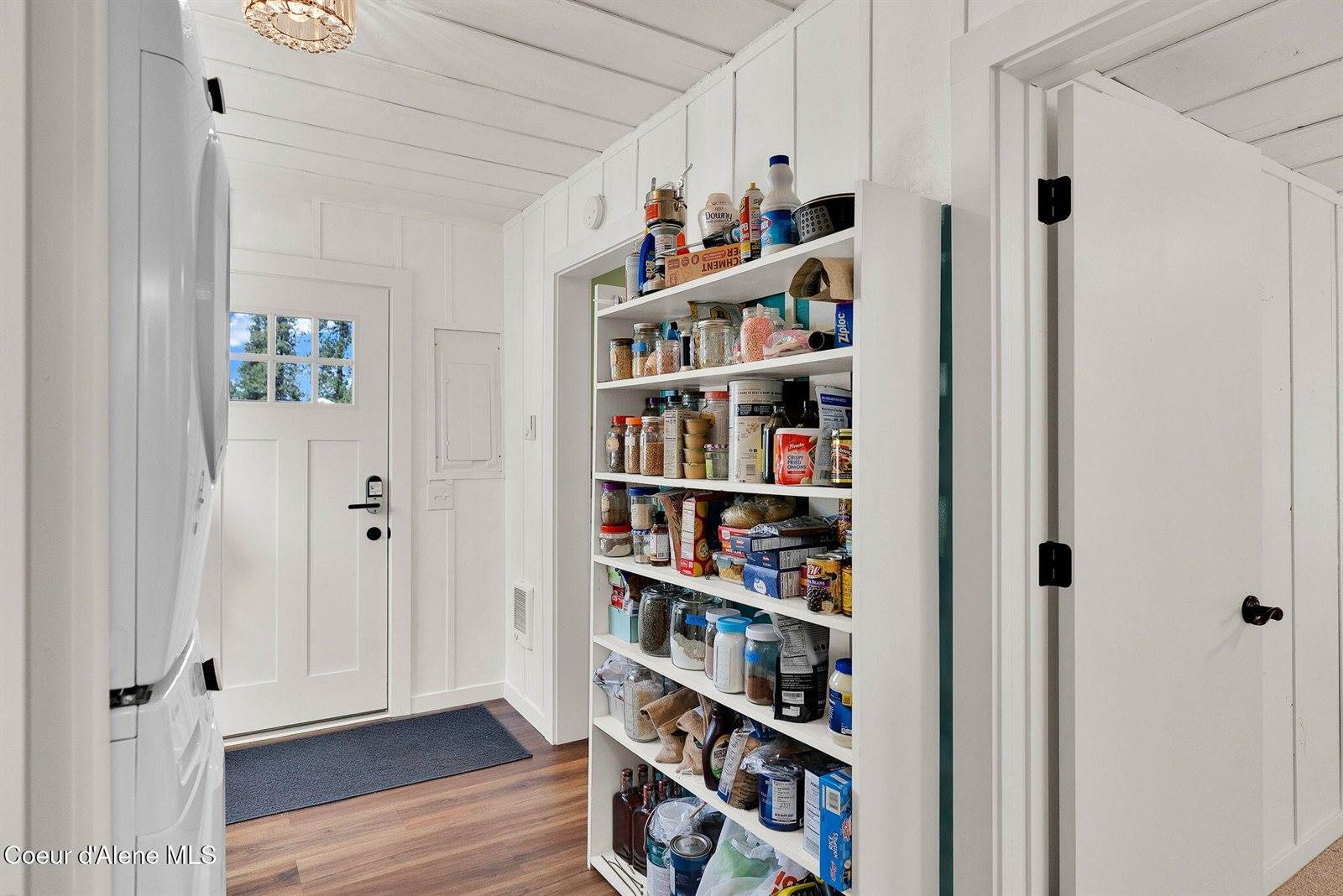 32489 North 7th Ave, Spirit Lake, ID 83869