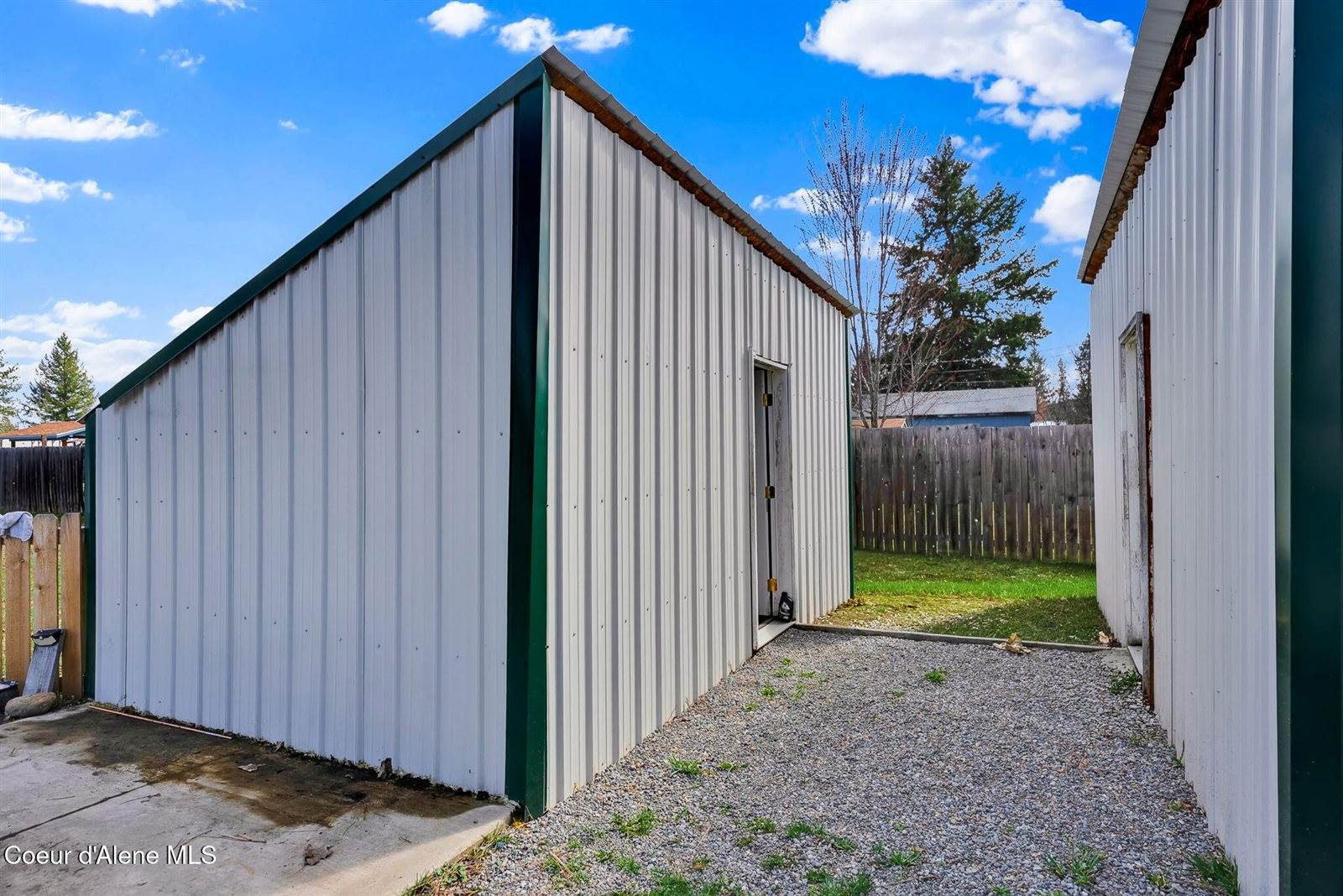 32489 North 7th Ave, Spirit Lake, ID 83869