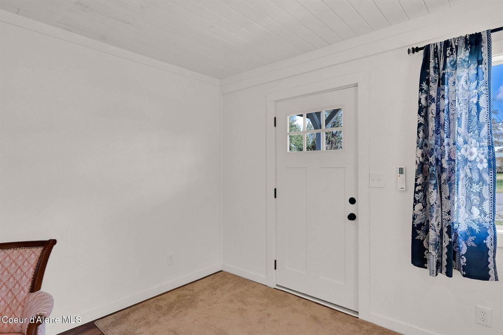 32489 North 7th Ave, Spirit Lake, ID 83869