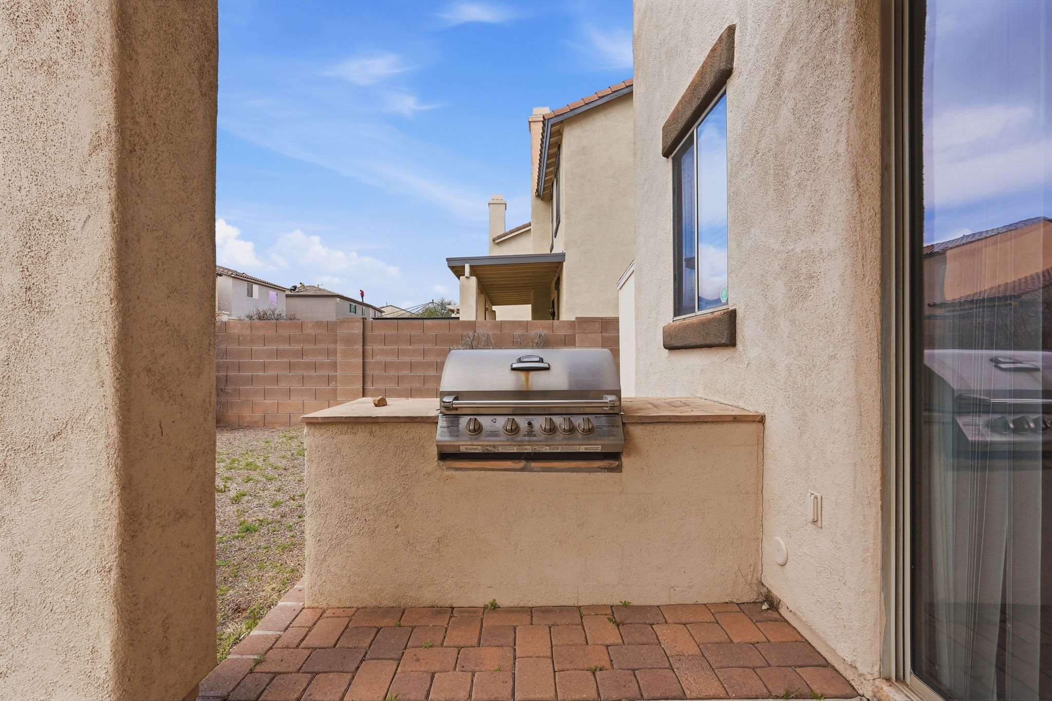93 W Camino Presidio Quemado, Sahuarita, AZ 85629