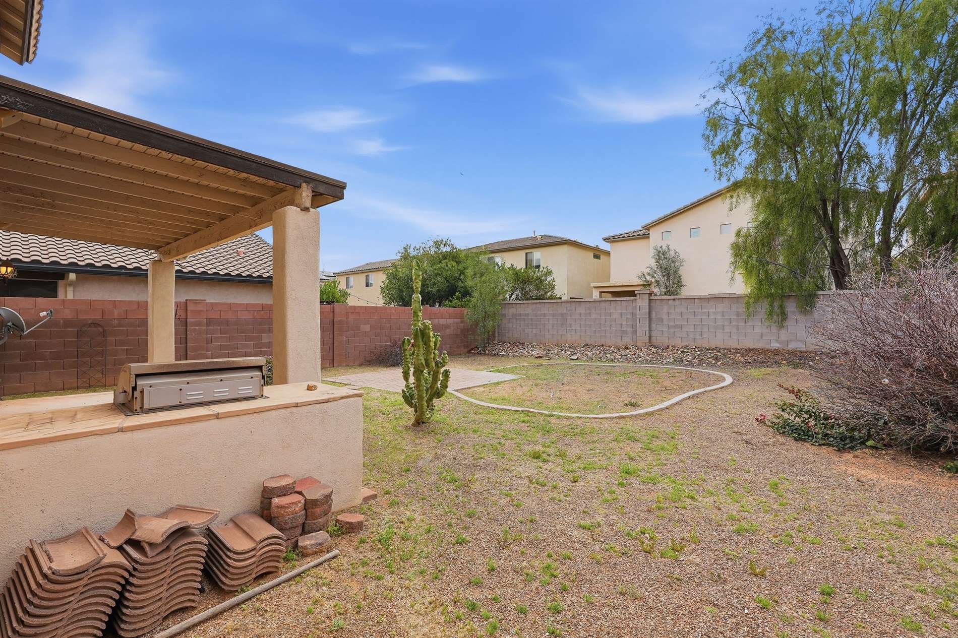 93 W Camino Presidio Quemado, Sahuarita, AZ 85629