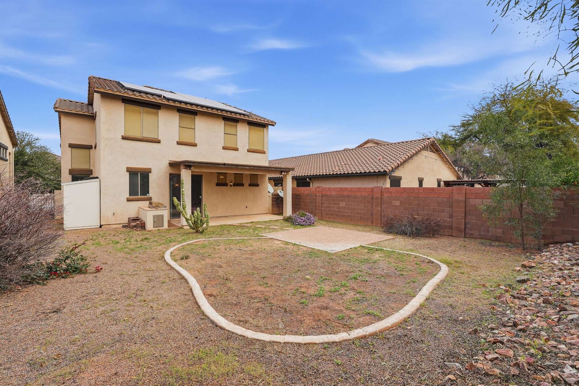 93 W Camino Presidio Quemado, Sahuarita, AZ 85629