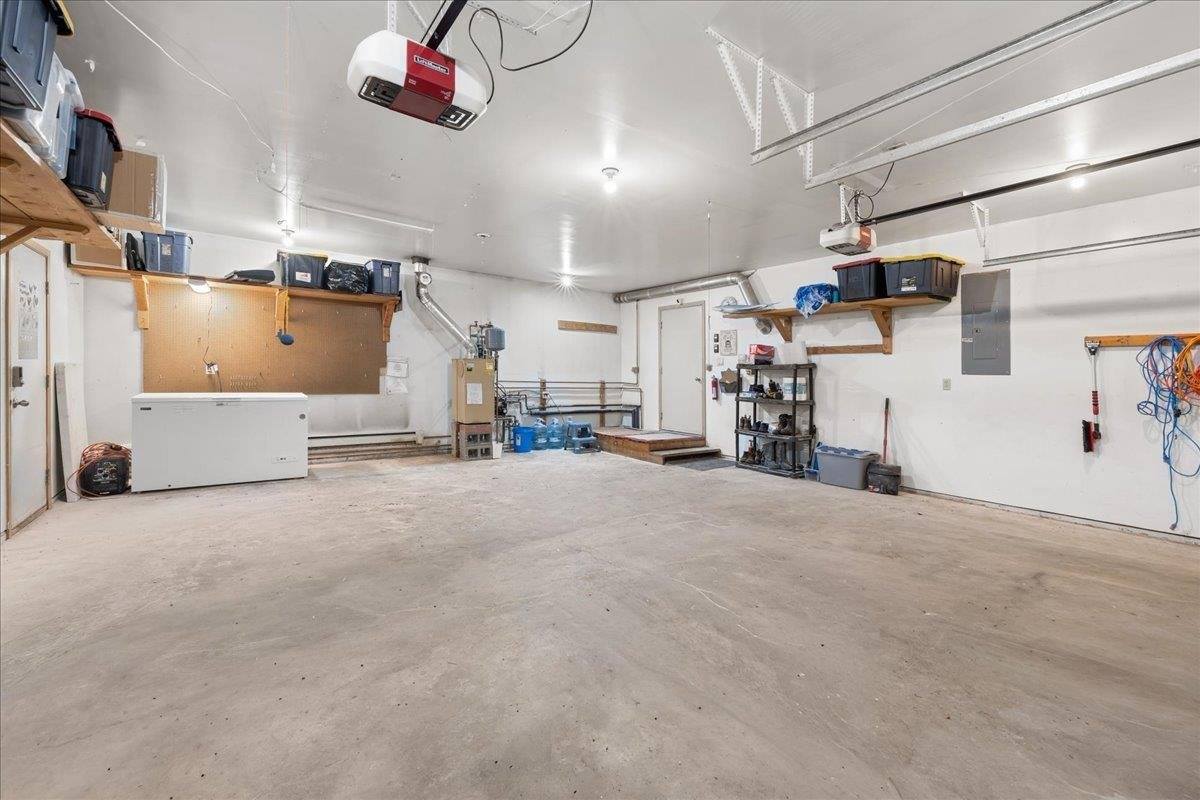 3187 Judy Lane, North Pole, AK 99705