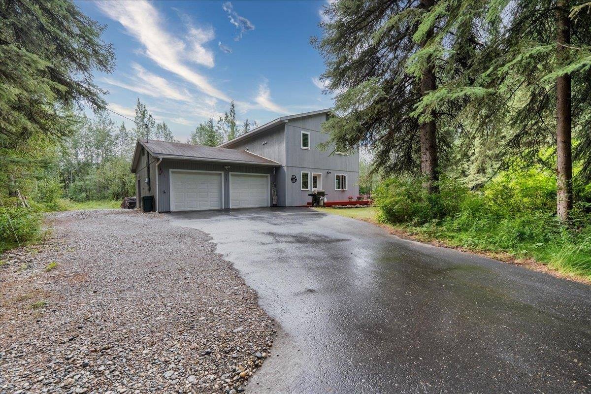 3187 Judy Lane, North Pole, AK 99705