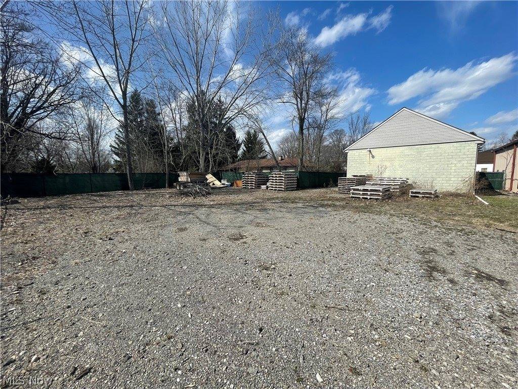 375 Forest Avenue, North Lima, OH 44452