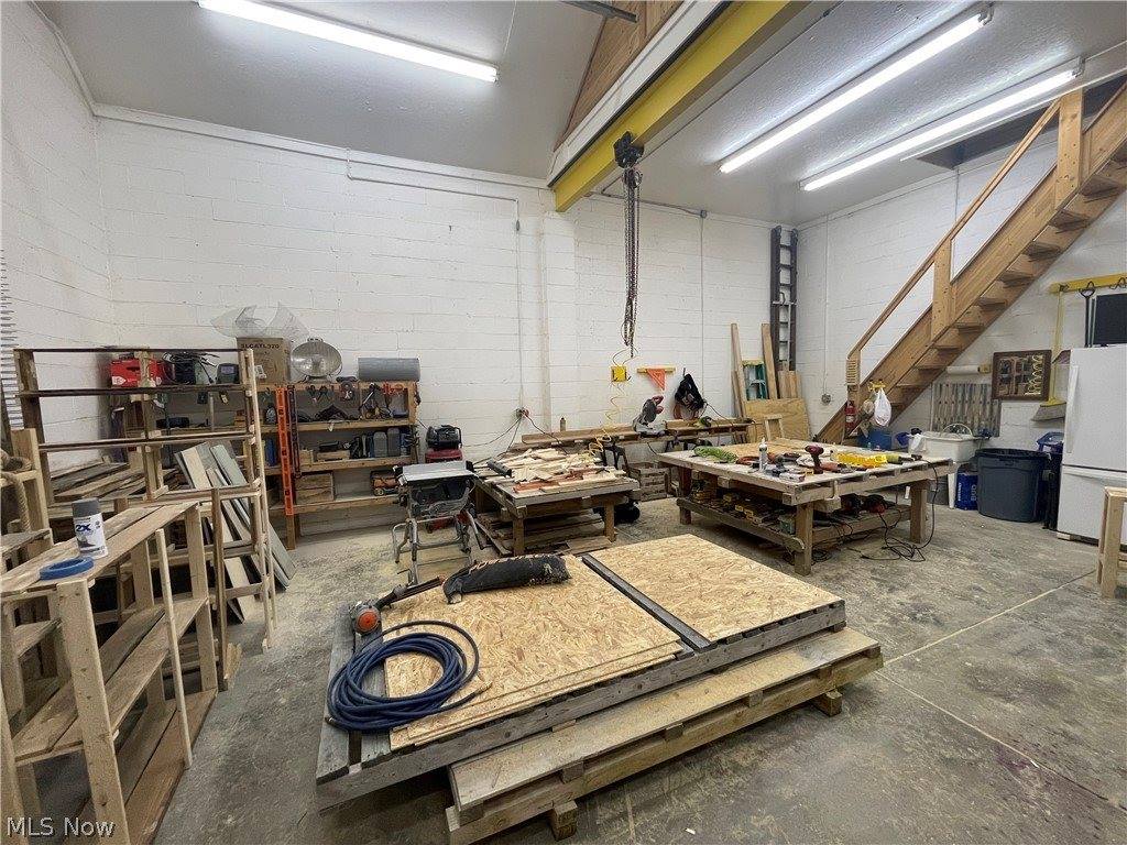 375 Forest Avenue, North Lima, OH 44452