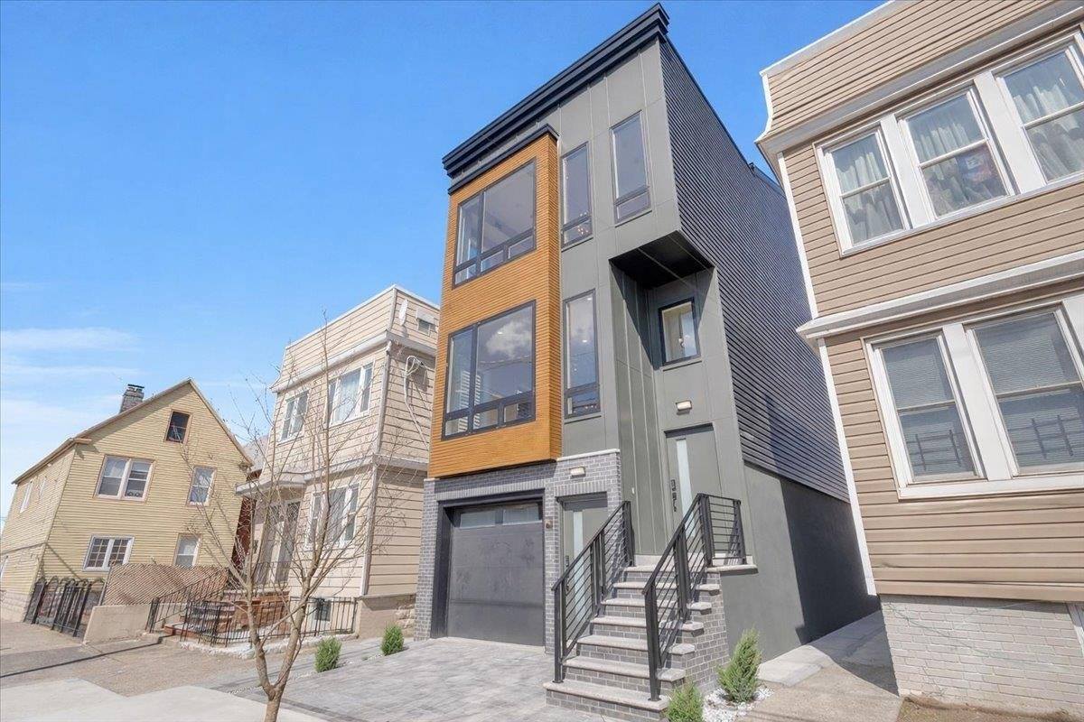 206 Clendenny Ave, JC, West Bergen, NJ 07304