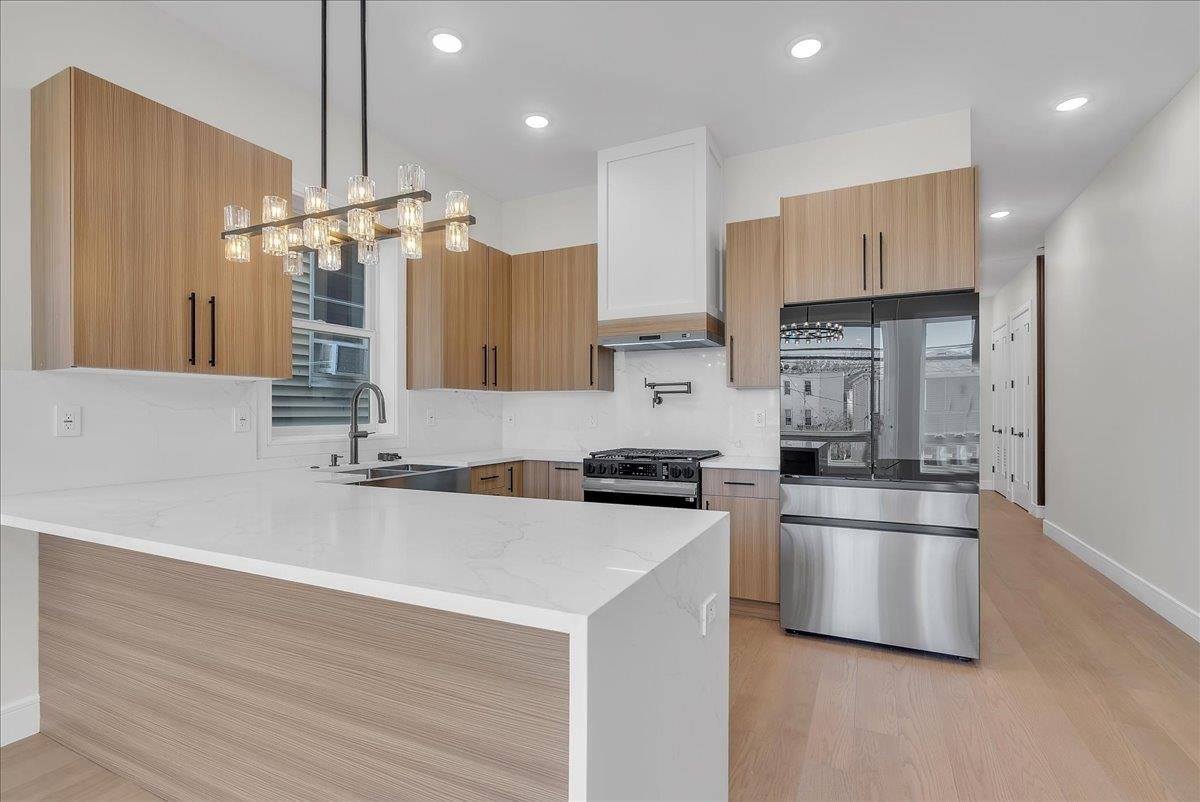 206 Clendenny Ave, JC, West Bergen, NJ 07304