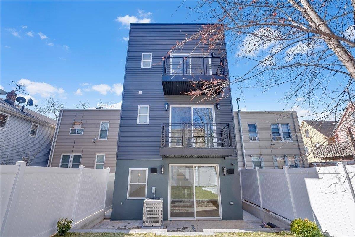 206 Clendenny Ave, JC, West Bergen, NJ 07304