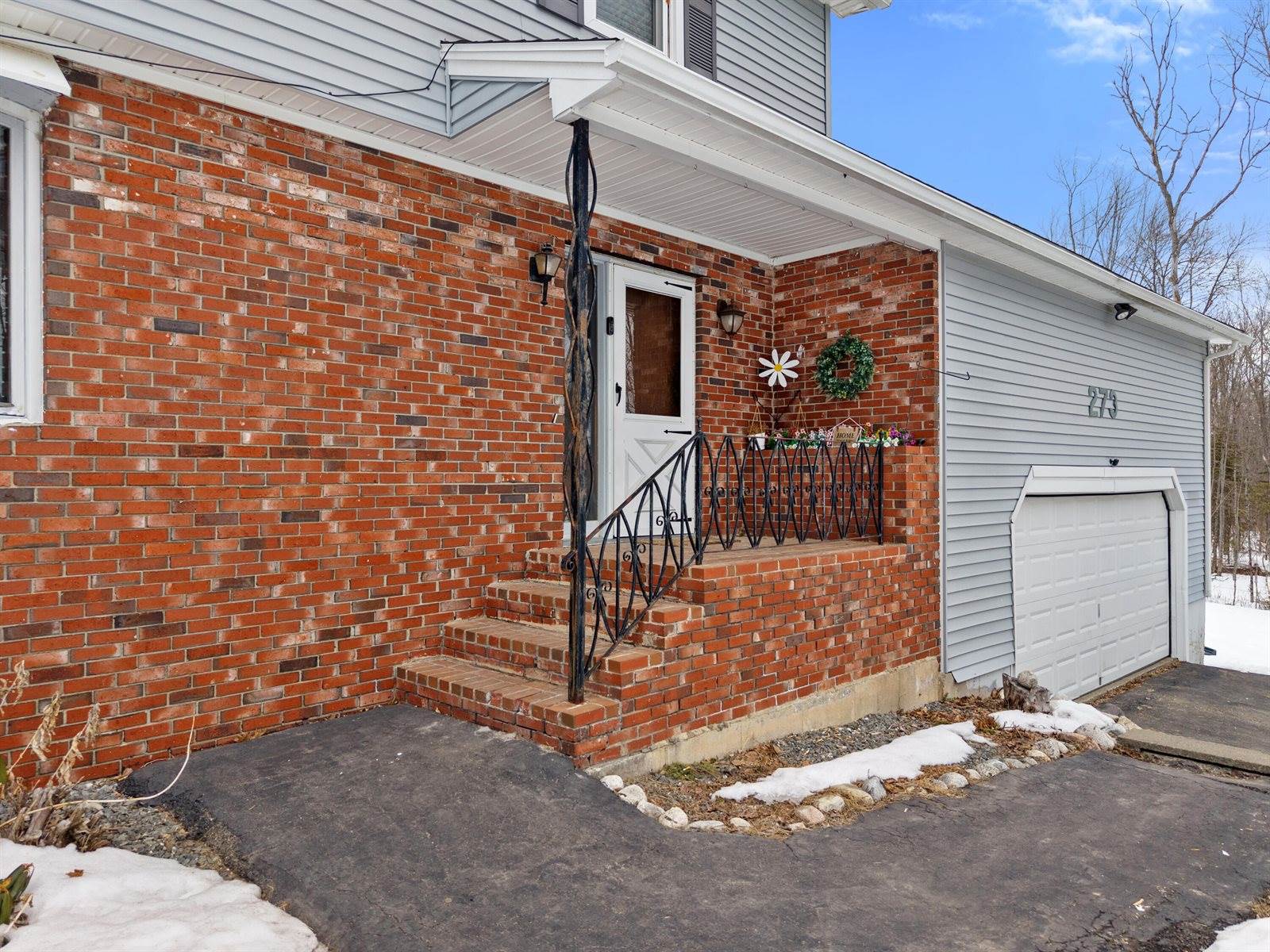 273 Dow Road, Orrington, ME 04474