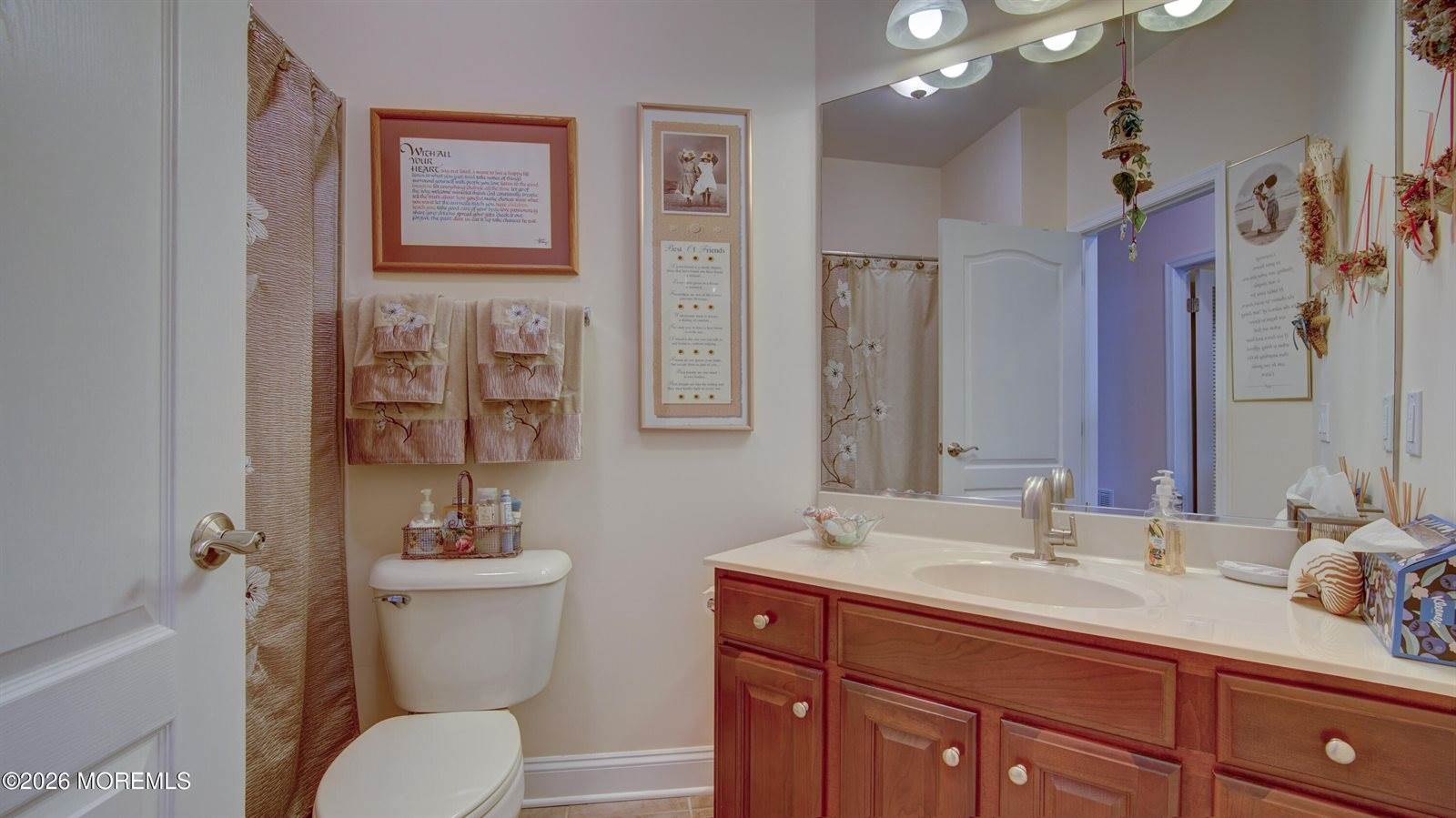 21 West Baccio Lane, Farmingdale, NJ 07727