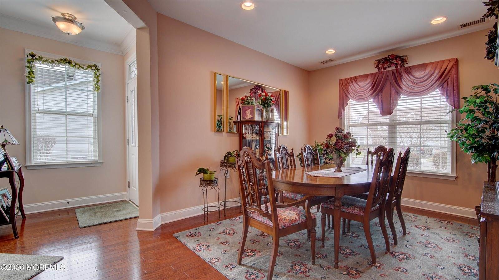 21 West Baccio Lane, Farmingdale, NJ 07727