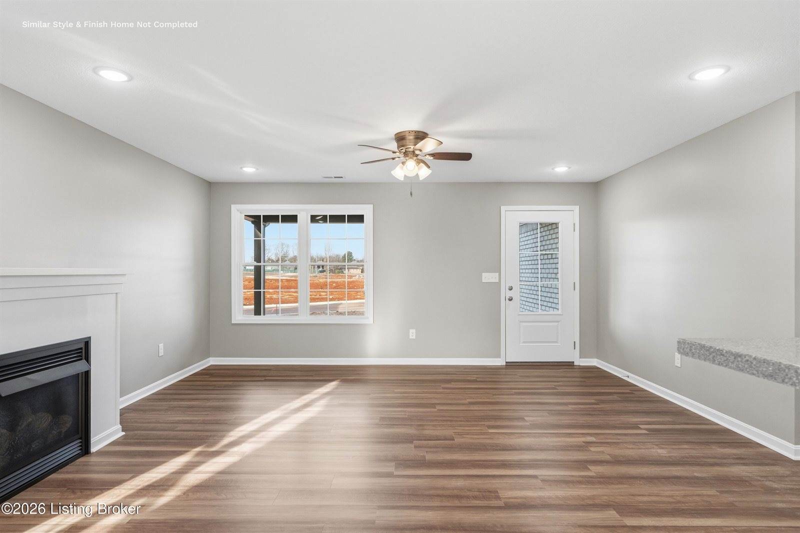 37 Paislynne Ct, Brandenburg, KY 40108